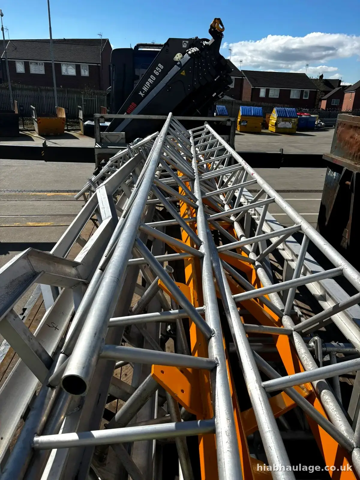 Aluminium truss load seen from above Aluminium truss load seen from above