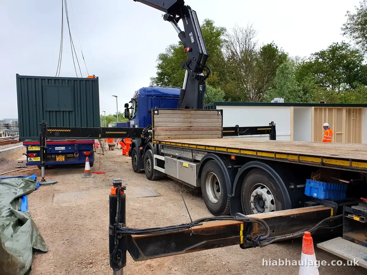 HIAB lifting a unit at railway sidings in Oxford HIAB lifting a unit at railway sidings in Oxford