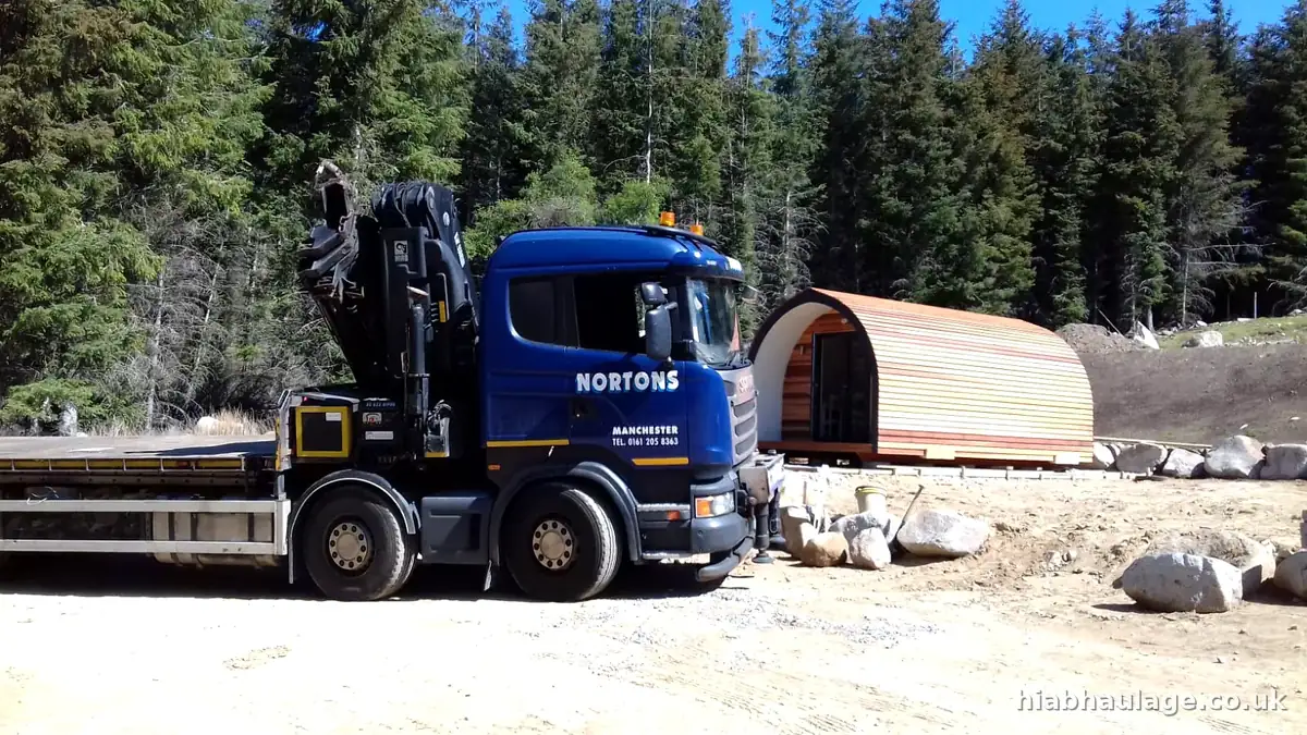 Scania HIAB with a glamping pod on a run from Wrexham to Inverness Scania HIAB with a glamping pod on a run from Wrexham to Inverness